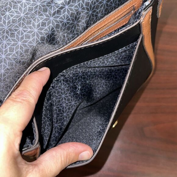 Time and Tru Black Brown Faux Leather Buckle Flap Closure Crossbody Saddle Bag - Picture 10 of 14